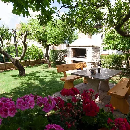 Ljubica Apartamento