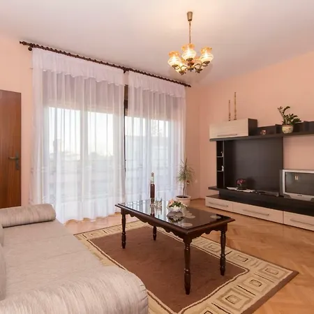 Ljubica Apartamento *